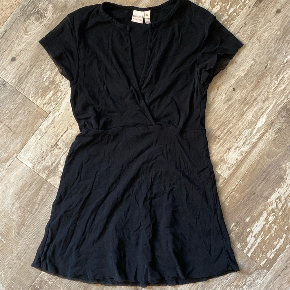 Sweet Pea Short Sleeve Top